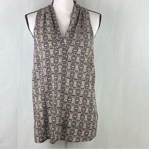 Ava Christine Sleeveless V Shape Neckline Top Size L
